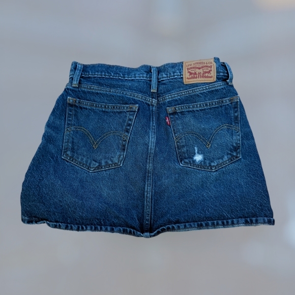 Levi's Denim Skirt - Picture 2 of 2